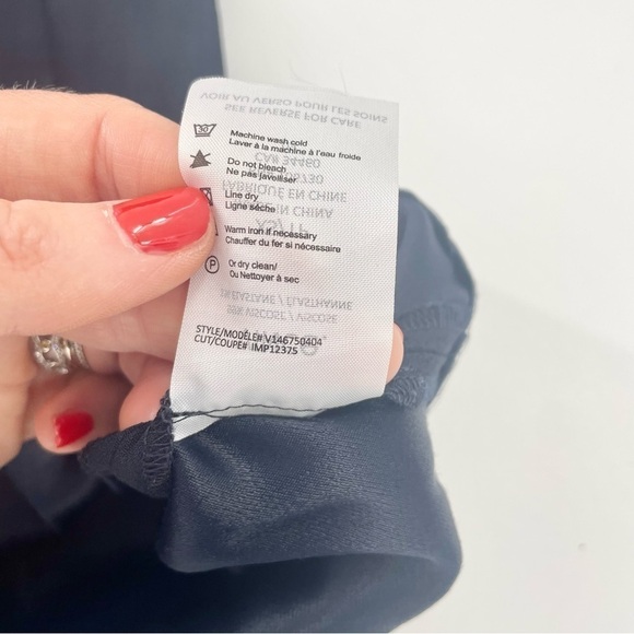 Vince Navy Blue V Neck Matte and Shine Sheath dress style v146750404 size XS - Picture 9 of 12